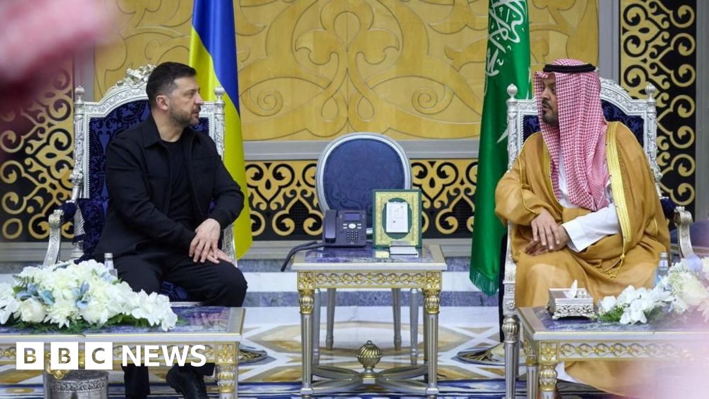 Zelensky kunjungi Arab Saudi untuk kerjasama drone dan pertahanan